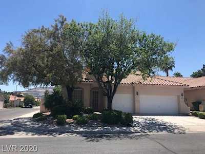 1939 Falcons Lair Ln Henderson, NV 89012