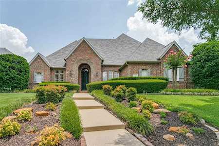 1005 Lake Forest Drive Southlake, TX 76092