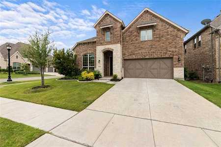 8709 Brunswick Lane Mckinney, TX 75072
