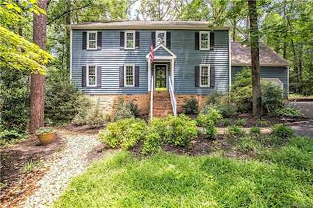 3411 Seven Oaks Rd Midlothian, VA 23112