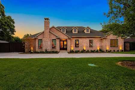 7029 Mossvine Drive Dallas, TX 75254