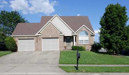 4004 Heron Dr Shelbyville, KY 40065