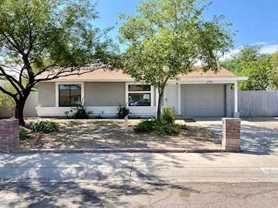 2701 E Michelle Drive Phoenix, AZ 85032