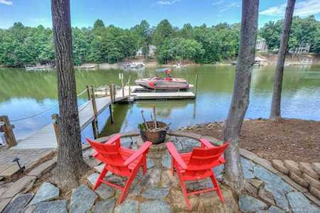 165 Bay Shore Loop Mooresville, NC 28117