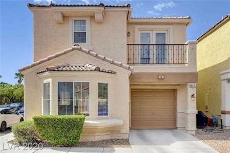 10445 Wyatt Earp Ct Las Vegas, NV 89129