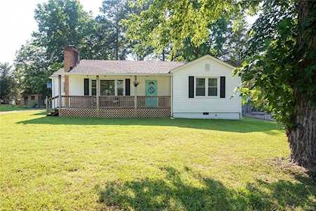 21318 Robertson Ave South Chesterfield, VA 23803