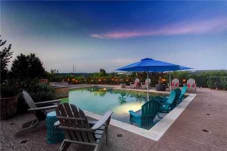 186 Mcdouglas Cv Dripping Springs, TX 78620