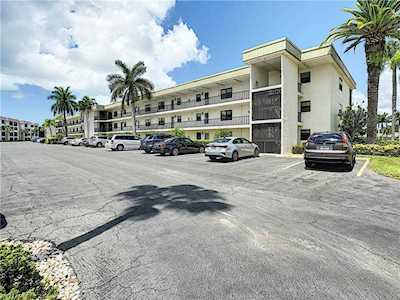 1747 Pebble Beach Dr #209 Fort Myers, FL 33907