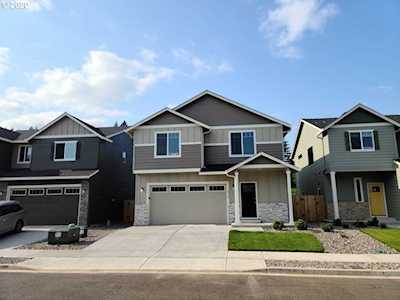6404 NE 49th Cir Vancouver, WA 98661