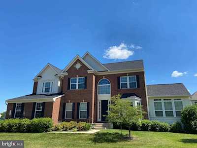42370 Southfork Ct Sterling, VA 20166