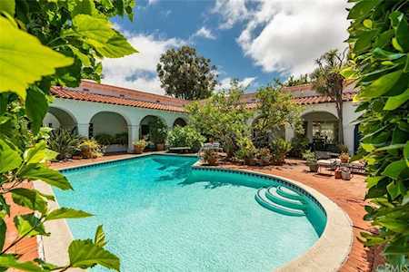 2217 Via Guadalana Palos Verdes Estates, CA 90274