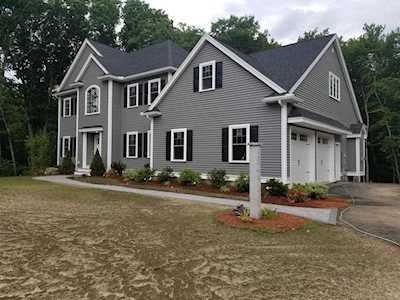 1 Mallard Lane North Reading, MA 01864