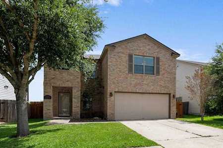 13404 Gilwell Dr Del Valle, TX 78617
