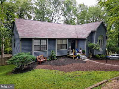 7011 Fox Chase Rd New Market, MD 21774