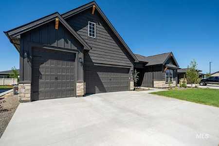 4194 W Philomena Dr Meridian, ID 83646