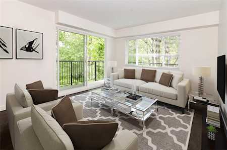 357 E 2nd Street #308 North Vancouver, BC V7L 1C6