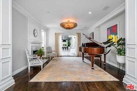 1721 Coldwater Canyon Drive Beverly Hills, CA 90210