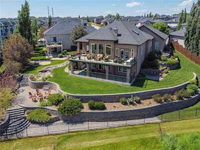120 Stonemere Point(e) Chestermere, AB T1X 1V8