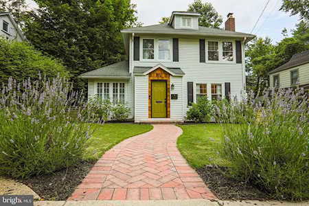 806 Evesham Ave Baltimore, MD 21212