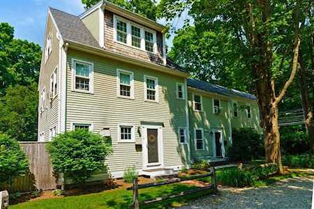152 State St #3 Newburyport, MA 01950