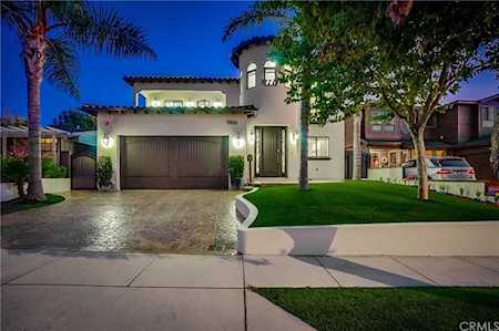 1130 18th Street Manhattan Beach, CA 90266