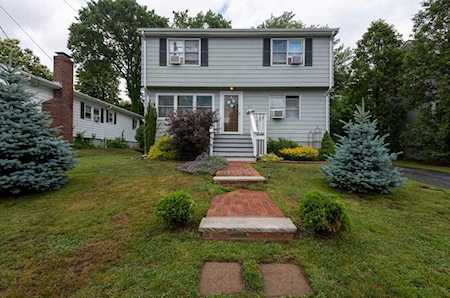 21 Bay State Blvd Peabody, MA 01960