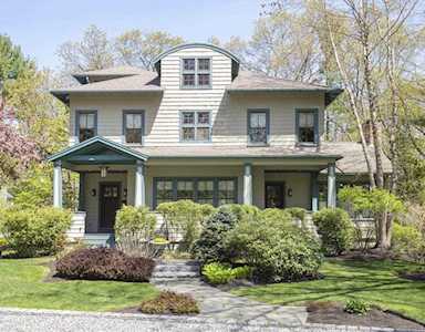 16 Hudson Road Lexington, MA 02421