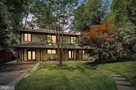 5454 Mohican Rd Bethesda, MD 20816