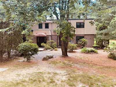 11 Apple Valley Parkway #10 Smithfield, RI 02828