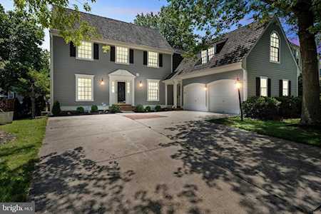 220 Midsummer Circle Gaithersburg, MD 20878