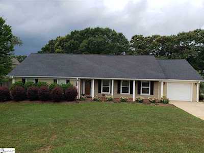 109 Amberwood Ln Mauldin, SC 29662