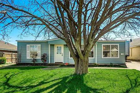 204 Casalita Drive Garland, TX 75040
