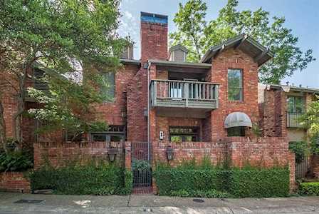 18 Turtle Creek Bend Dallas, TX 75204