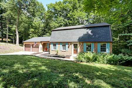1626 Forest Circle Newark, OH 43055