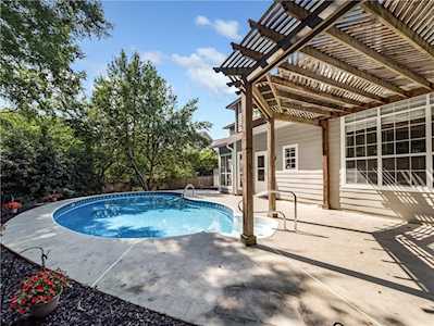 235 Greenmont Downs Ln Alpharetta, GA 30009