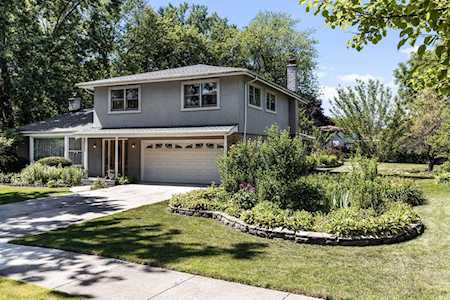 1652 Longvalley Dr Northbrook, IL 60062