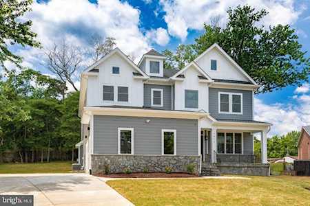 7411 Nigh Rd Falls Church, VA 22043