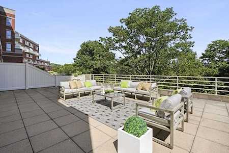 199 Coolidge Ave #103 Watertown, MA 02472