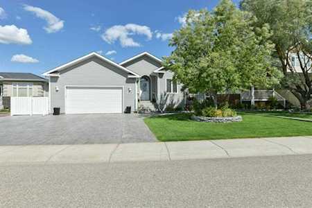 2903 SW Cottonwood Rd Medicine Hat, AB T1B 4R5