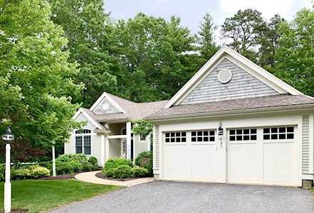 6 Bridlefield Medfield, MA 02052