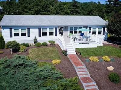 41 Headlands Dr Plymouth, MA 02360