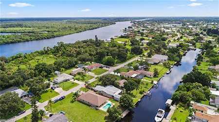 12413 River Rd Fort Myers, FL 33905
