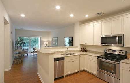 22 Farmstead Lane #407 Sudbury, MA 01776