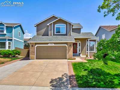 8166 Ferncliff Drive Colorado Springs, CO 80920