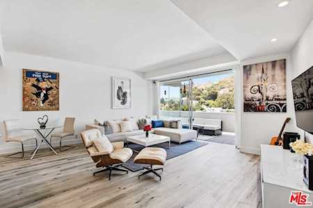 7250 Franklin Avenue #1005 Los Angeles, CA 90046
