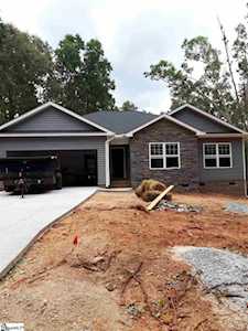 208 Puckett Mill Dr Central, SC 29630