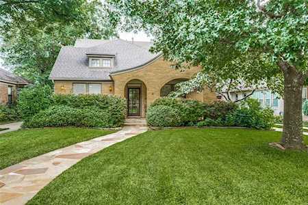 1051 N Windomere Avenue Dallas, TX 75208