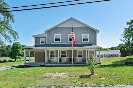 501 Field Hill Rd Scituate, RI 02815