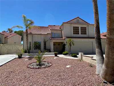 33 Reyburn Dr Henderson, NV 89074