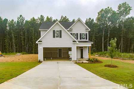 17 N Titus Lane Wendell, NC 27591